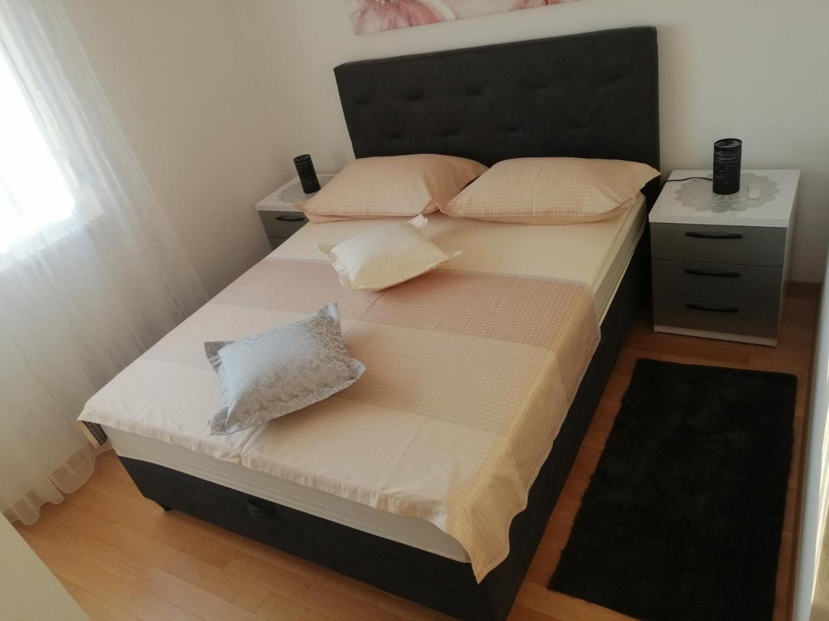 Luxury Apartment Queen Solin Eksteriør billede