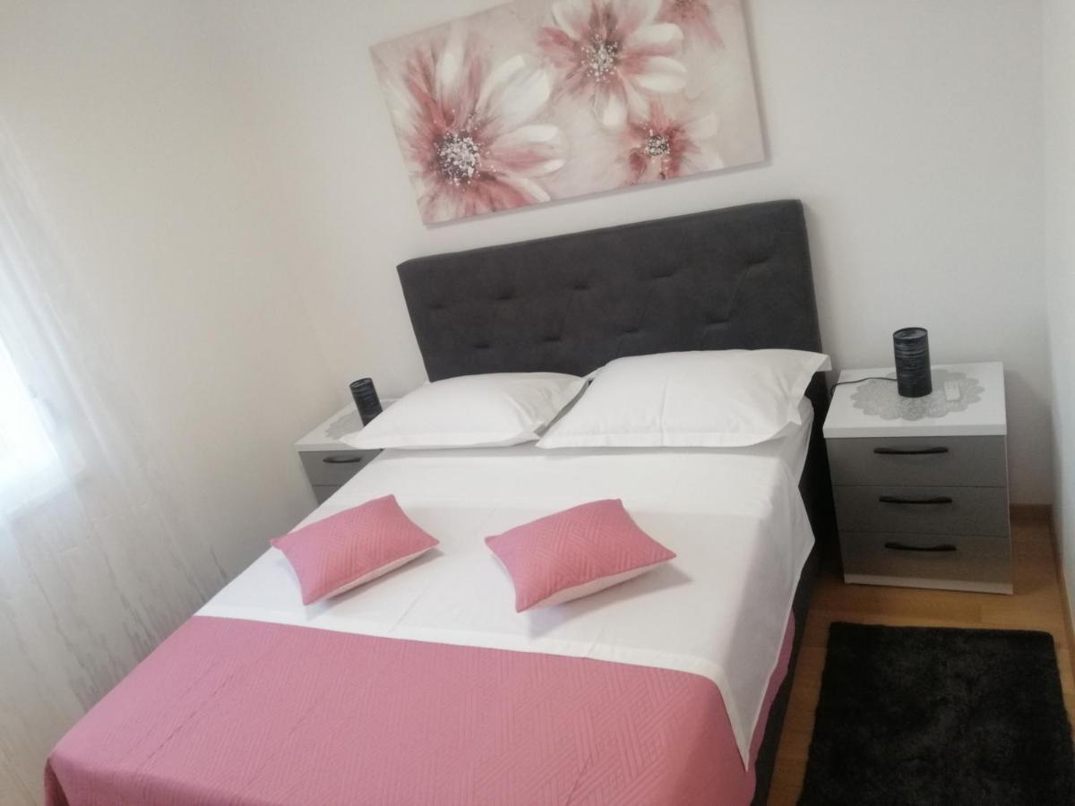 Luxury Apartment Queen Solin Eksteriør billede