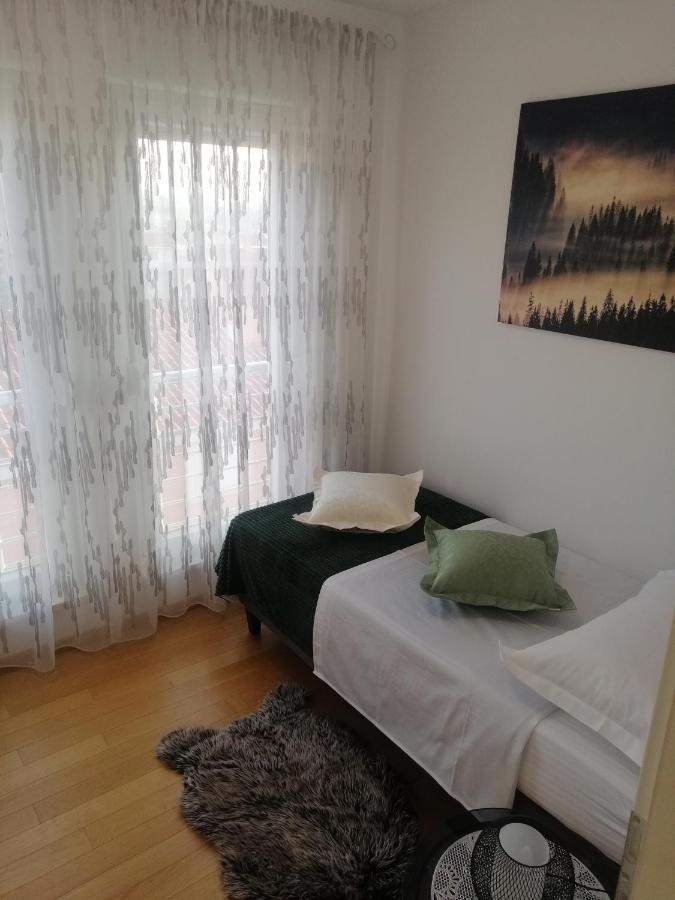 Luxury Apartment Queen Solin Eksteriør billede