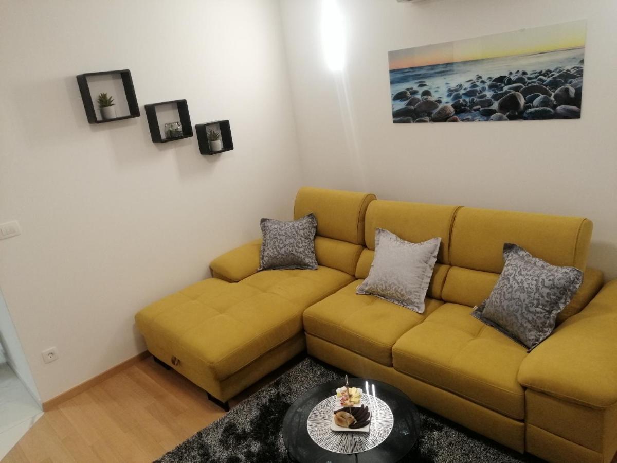 Luxury Apartment Queen Solin Eksteriør billede