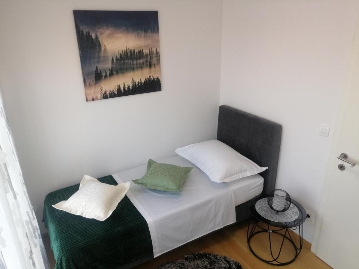 Luxury Apartment Queen Solin Eksteriør billede