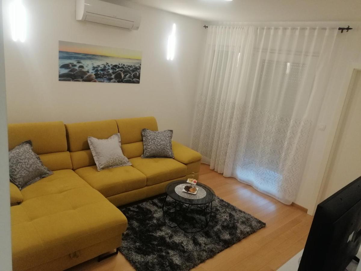Luxury Apartment Queen Solin Eksteriør billede